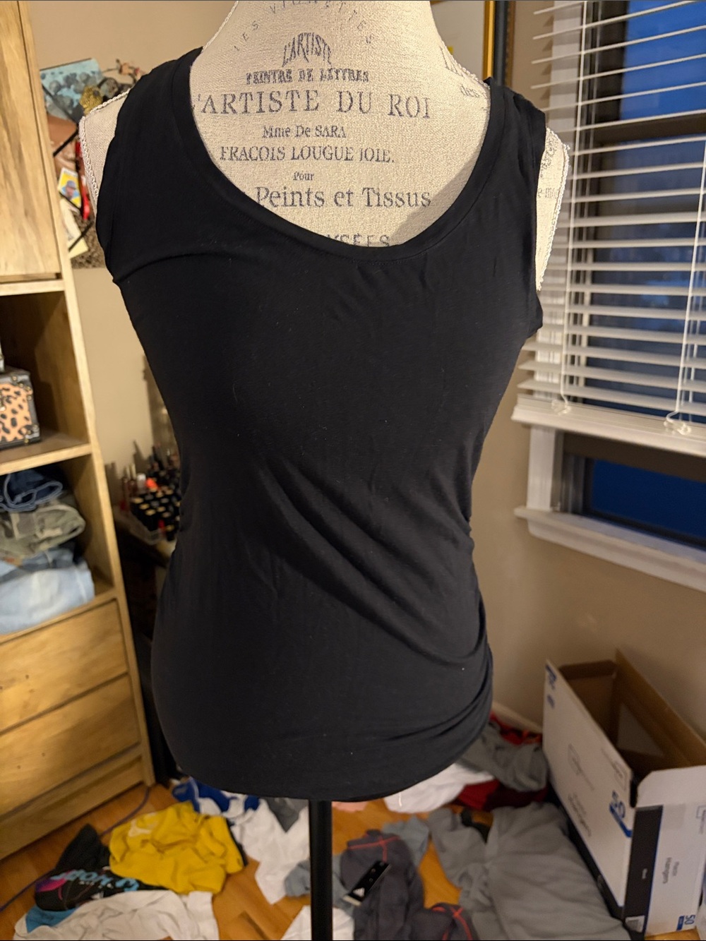 Gap Maternity Black Scoop Neck Tank Top - small